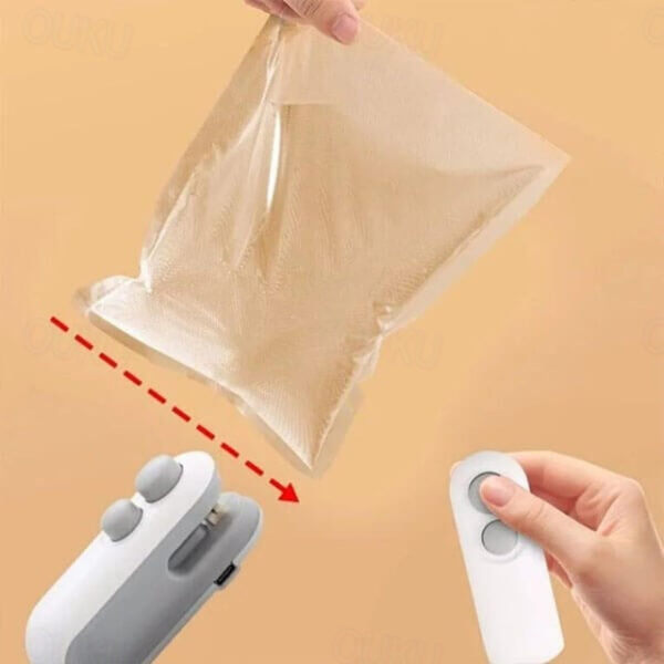 Mini Bag Sealer, Handheld Heat Sealer for Plastic Bags, Portable Snack Sealing Machine for Home Kitchen, Easy Hand Press Seal & Reseal, Food Storage S