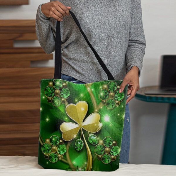 Women's Large Capacity Shamrock Tote Bag with St. Patrick's Day Clover Print – Lightweight and Reusable for Shopping, Daily Use, and Festive Occasions